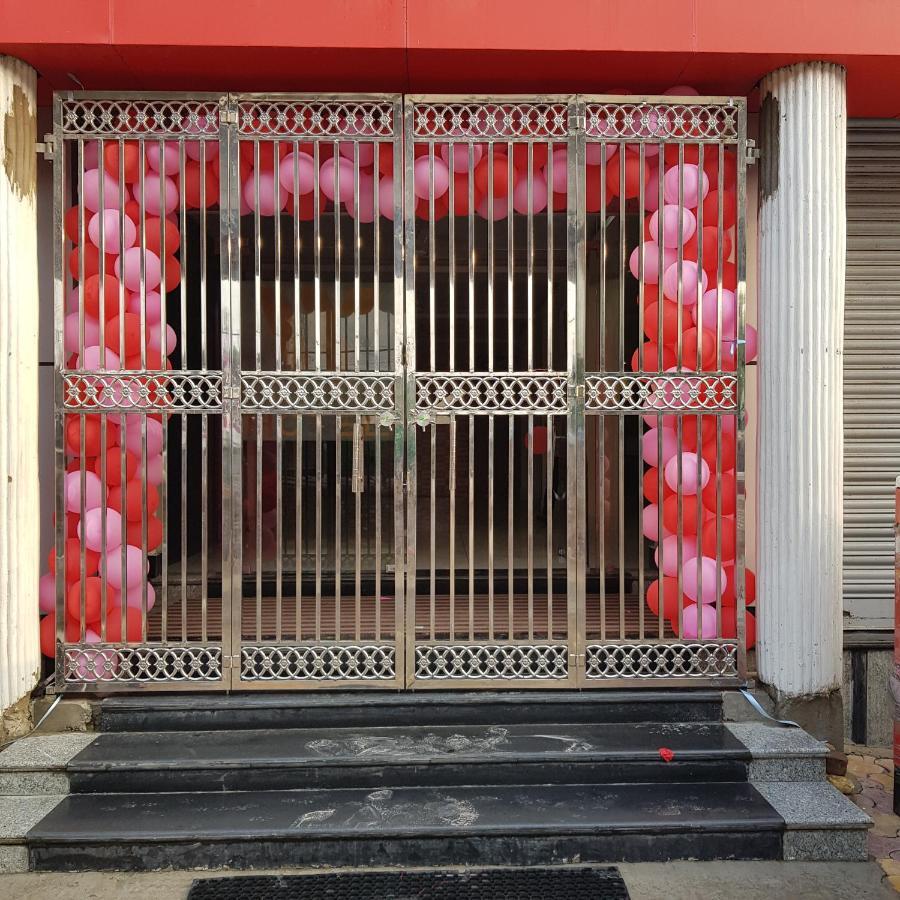 Hotel Wisdom Celebration Motihari Luaran gambar
